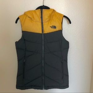 The North Face | Black & Gold XSmall Vest with Hood